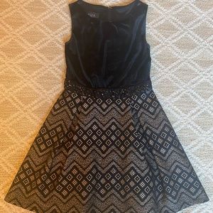Ally B black and gold girls dress size 8